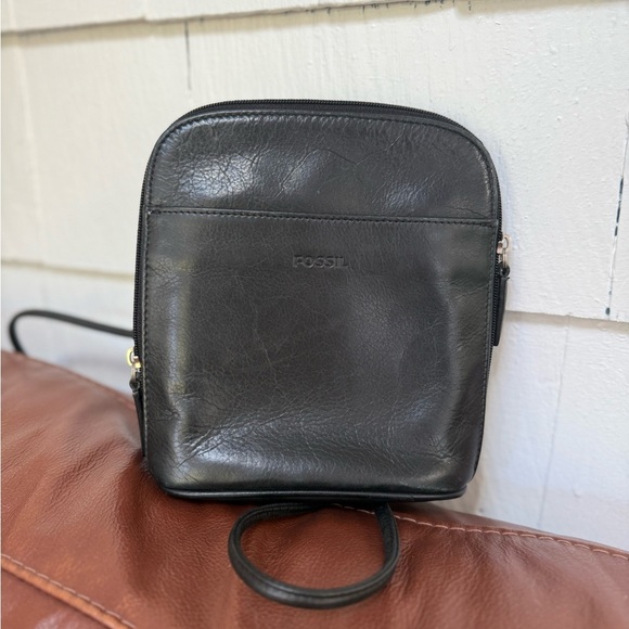 Vintage Fossil Black Leather crossbody Bag - Picture 4 of 7